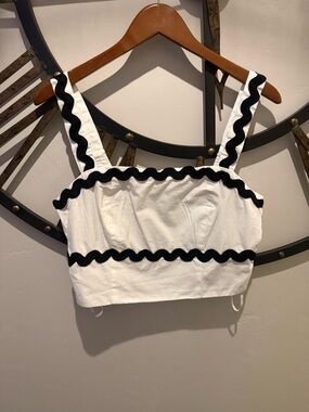 White Crop Tank with Black Wavy Trim - Women's Cropped Tank Top
